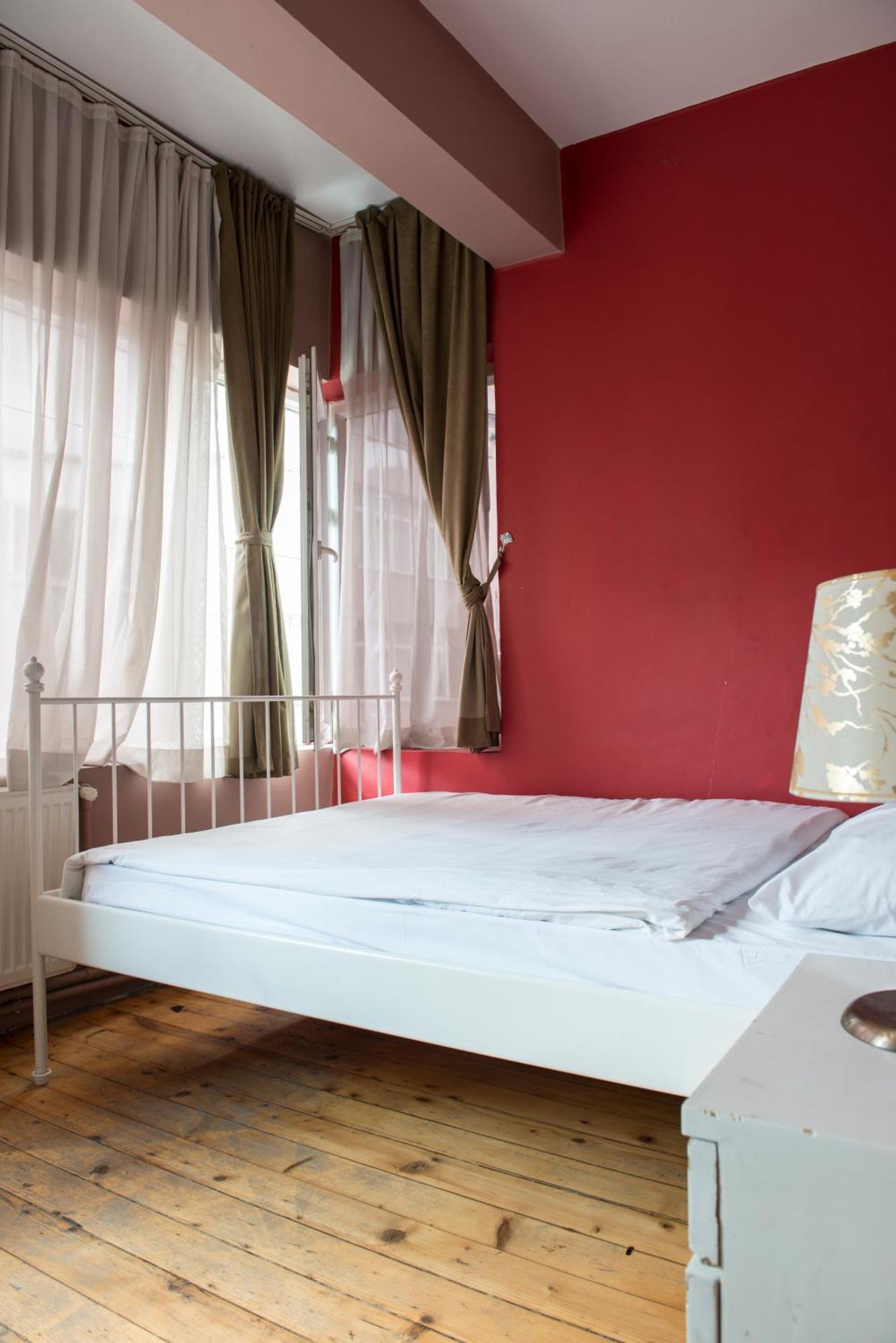 Cheers Midtown Hostel Стамбул Екстер'єр фото