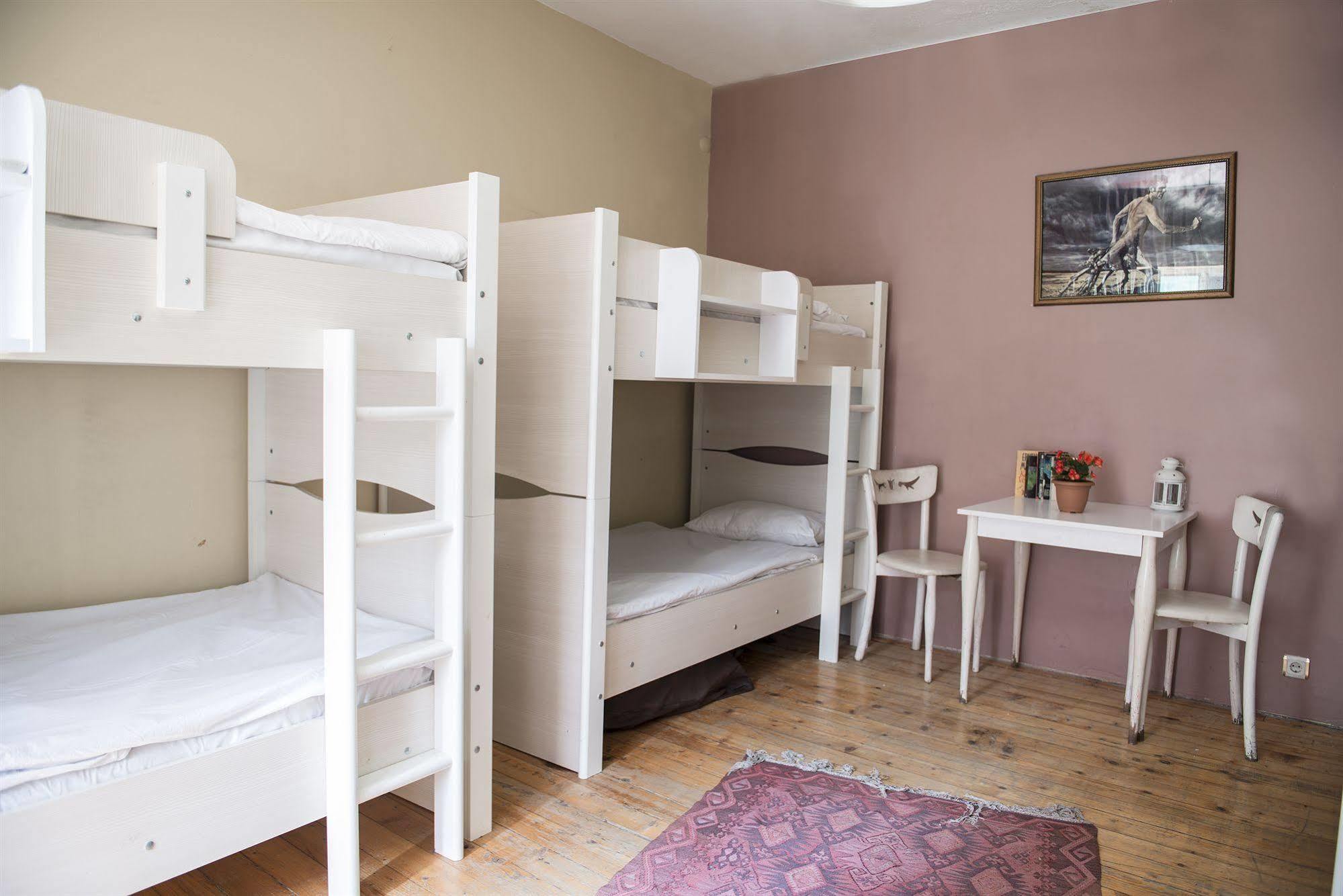 Cheers Midtown Hostel Стамбул Екстер'єр фото