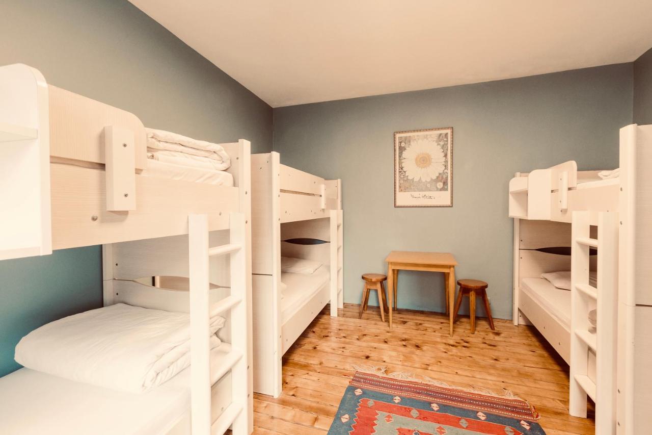 Cheers Midtown Hostel Стамбул Екстер'єр фото