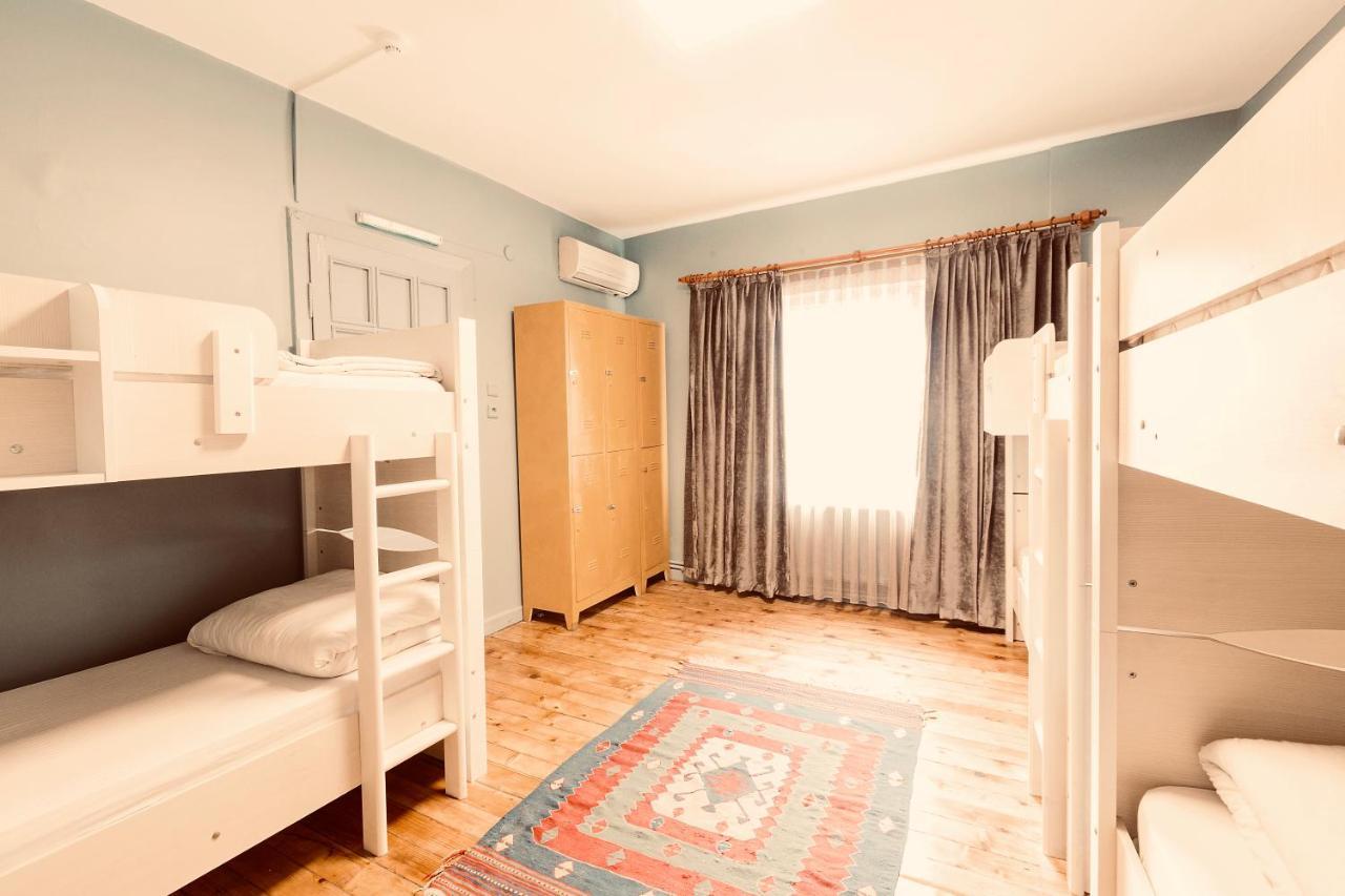 Cheers Midtown Hostel Стамбул Екстер'єр фото