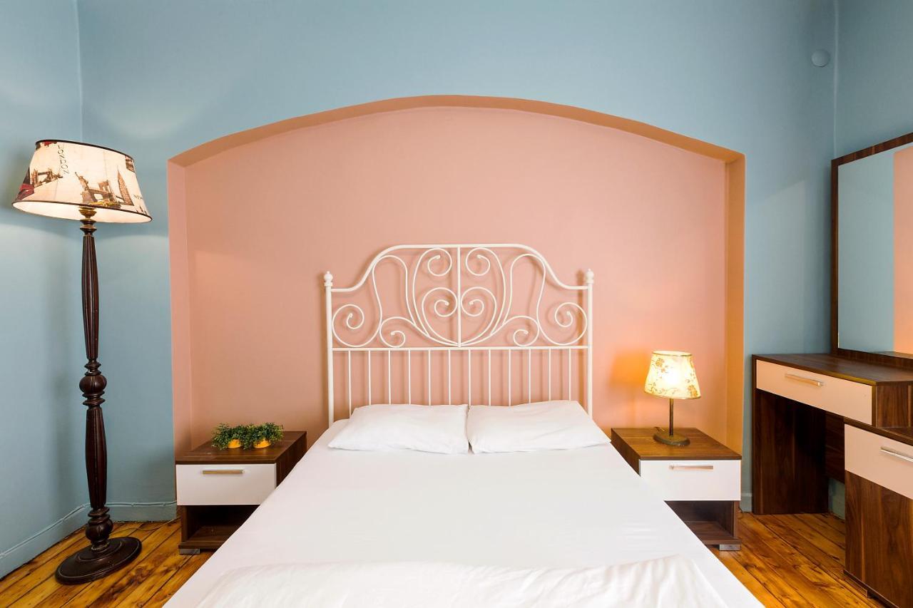 Cheers Midtown Hostel Стамбул Екстер'єр фото